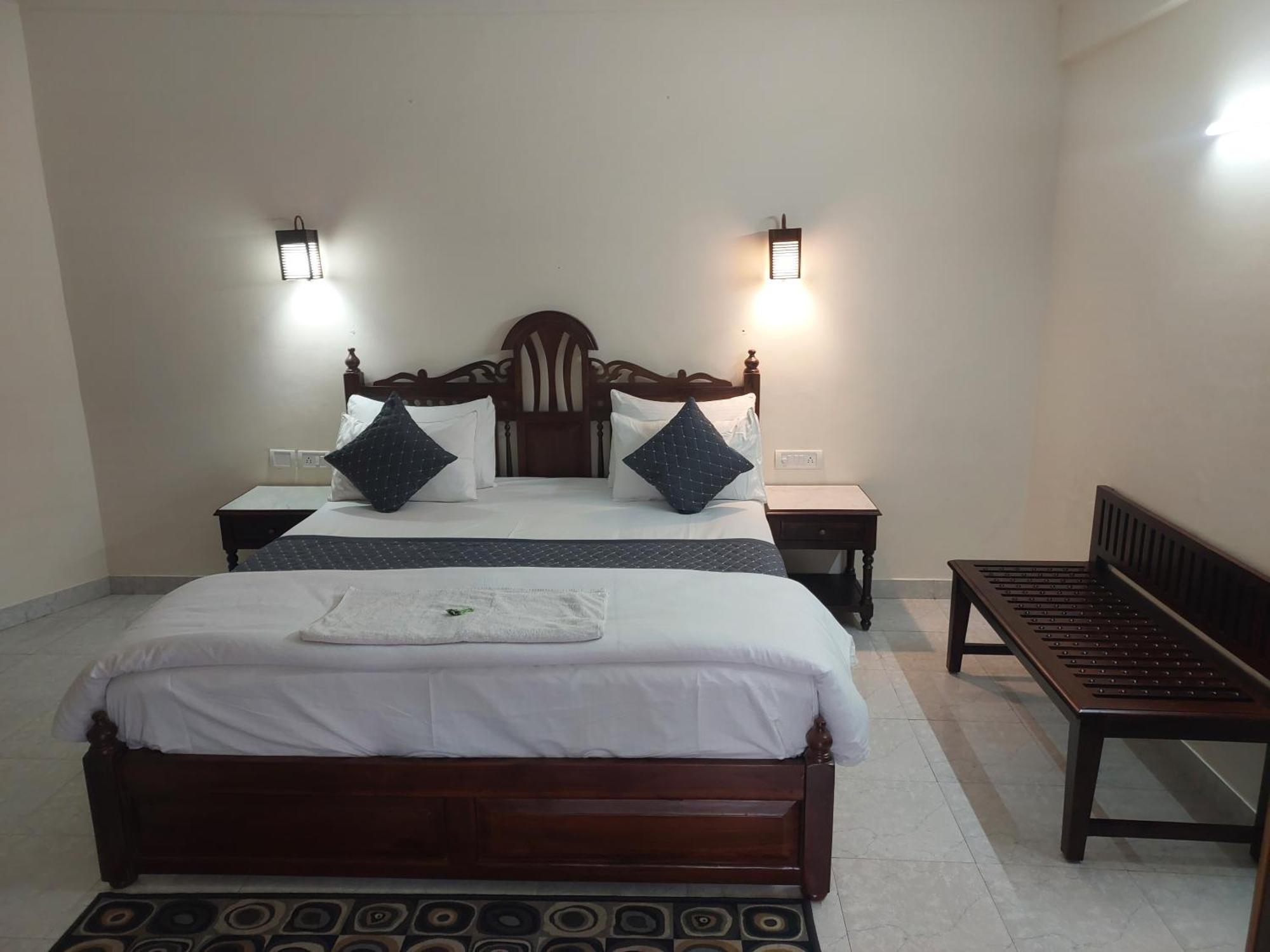 Hotel Tourist Rest House Agra Bagian luar foto