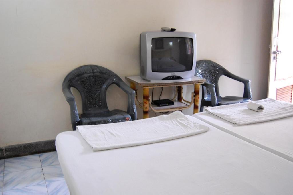 Hotel Tourist Rest House Agra Ruang foto
